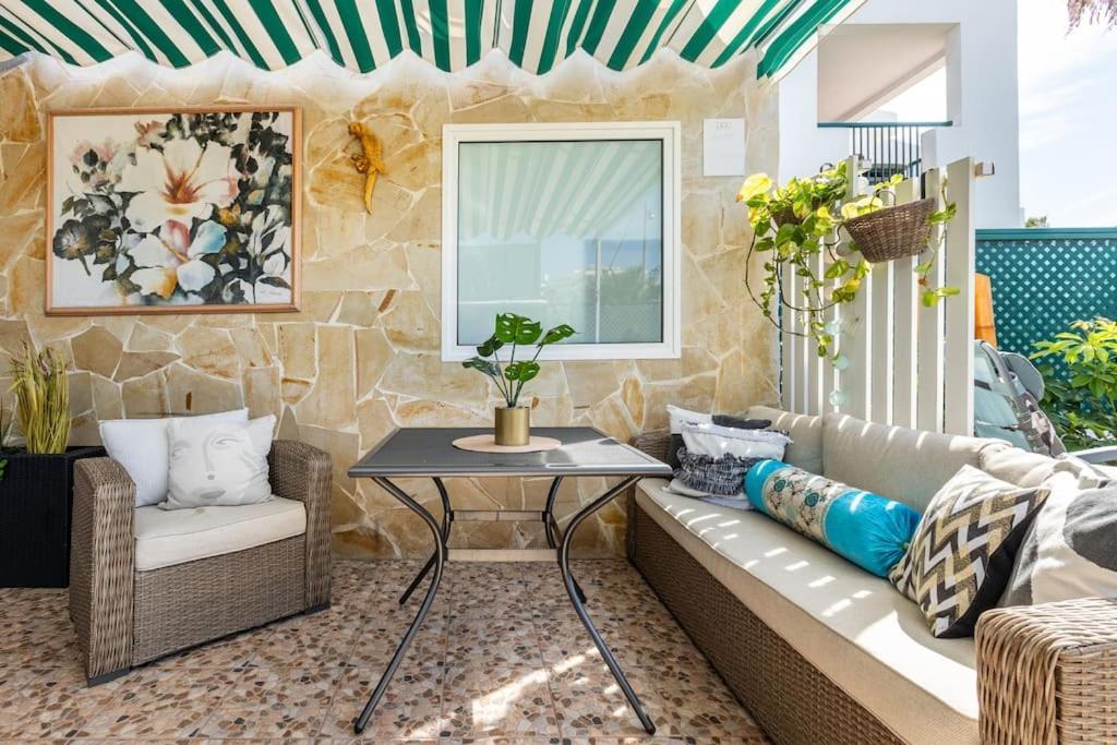 Pueblo Torviscas Sunset Harbour Private Apartment 아데제 외부 사진